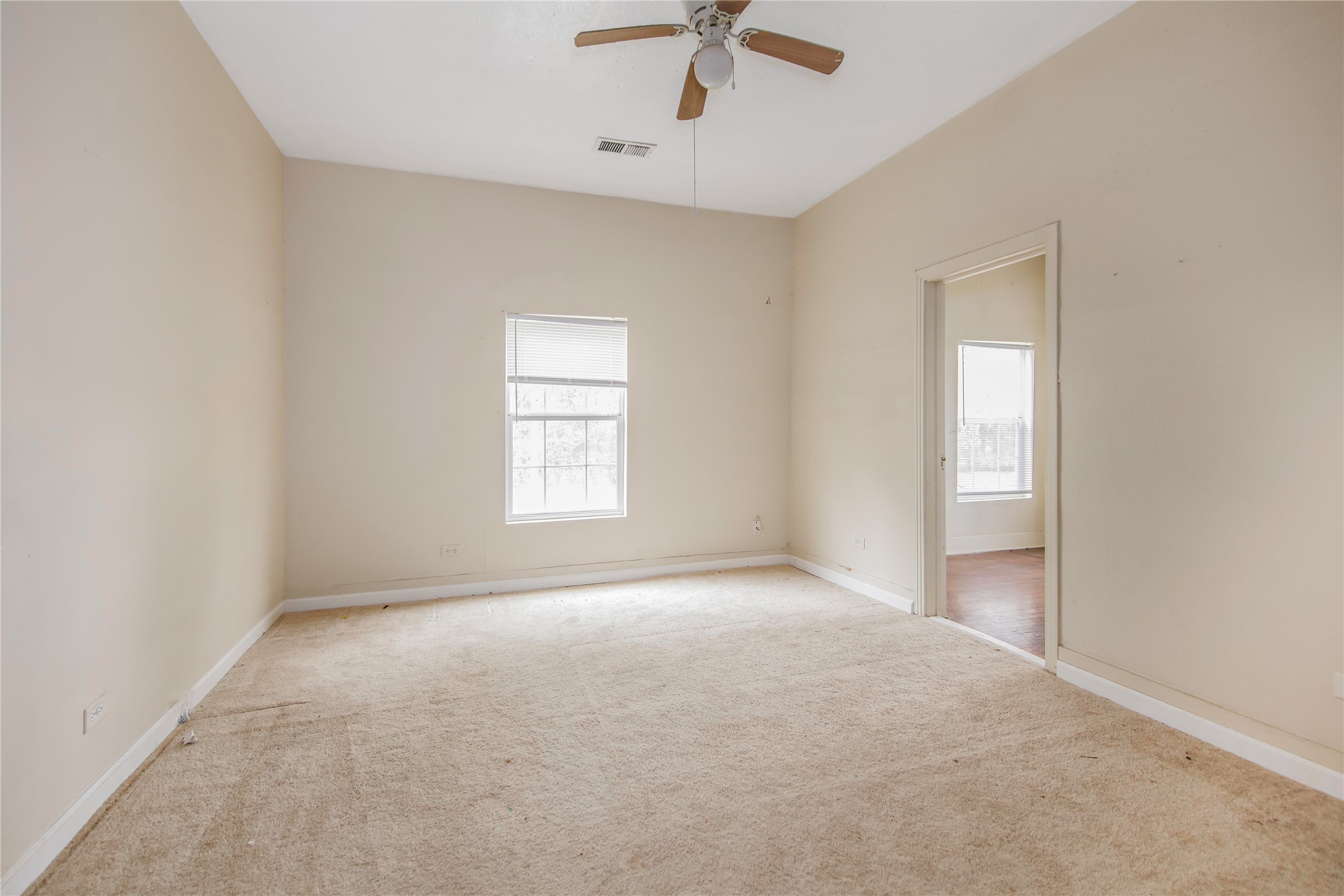 320 Tomlinson Street , Sour Lake, TX, 77659 | 79599292 | Realty Texas LLC