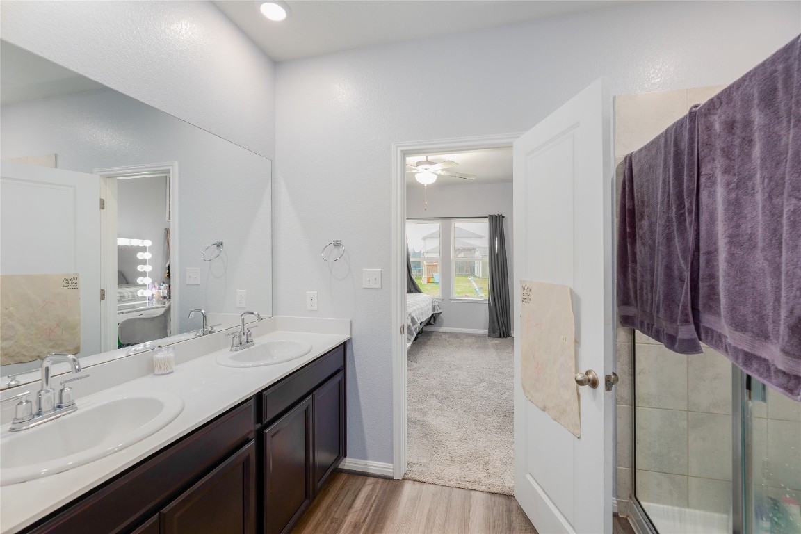 425 Autumn Leaf Road , Hutto, TX, 78634 | 6216406 | Realty Texas LLC