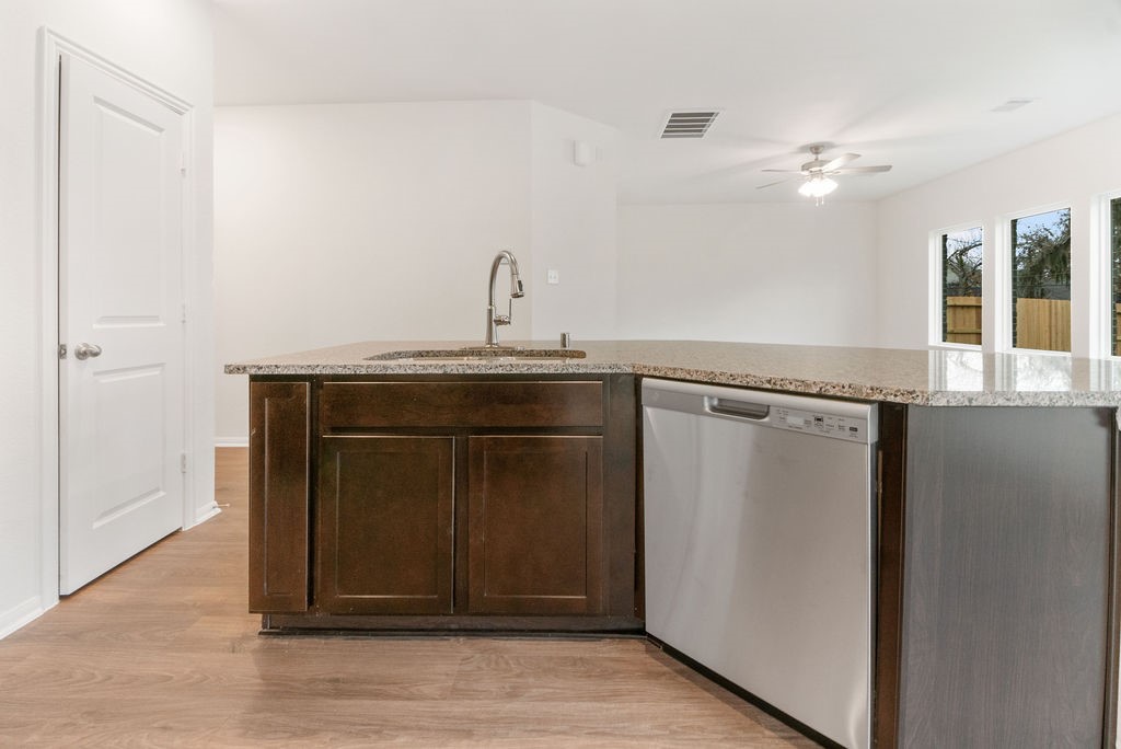420 Magnolia Lane , Richwood, TX, 77566 | 5087468 | Realty Texas LLC