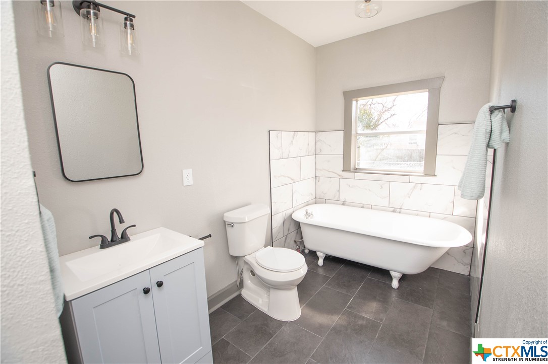 1001 S 11th Street , Temple, TX, 76504 | 533503 | Realty Texas LLC