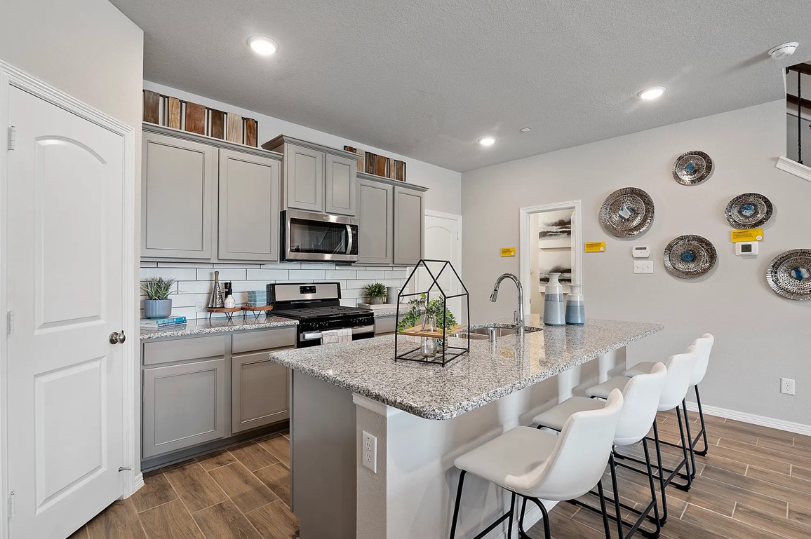 2758 Mariposa Creek Drive , Iowa Colony, TX, 77583 | 51711756 | Realty Texas LLC