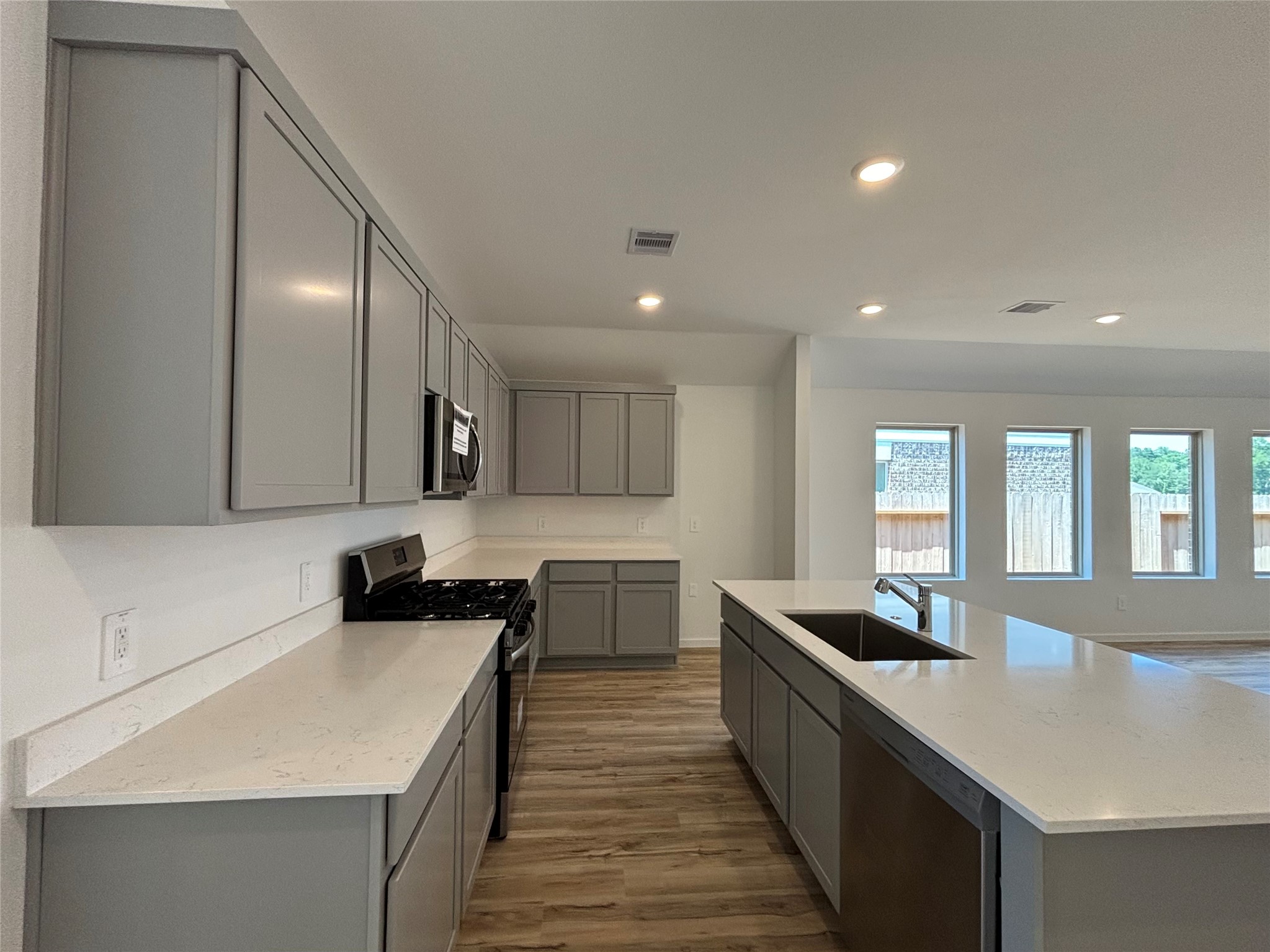 652 Spring Ashberry Court , Magnolia, TX, 77354 | 36079756 | Realty Texas LLC