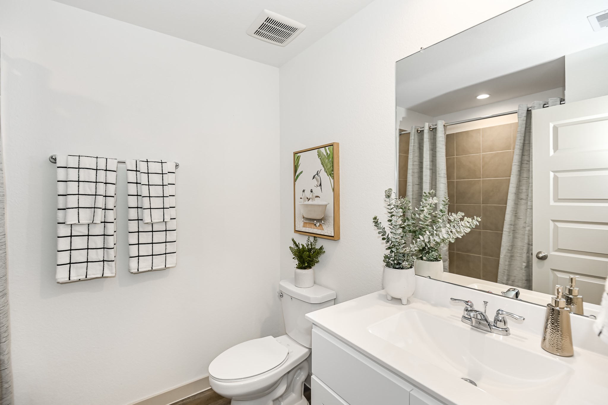 1050 Great Barracuda , Alvin, TX, 77511 | 38698481 | Realty Texas LLC