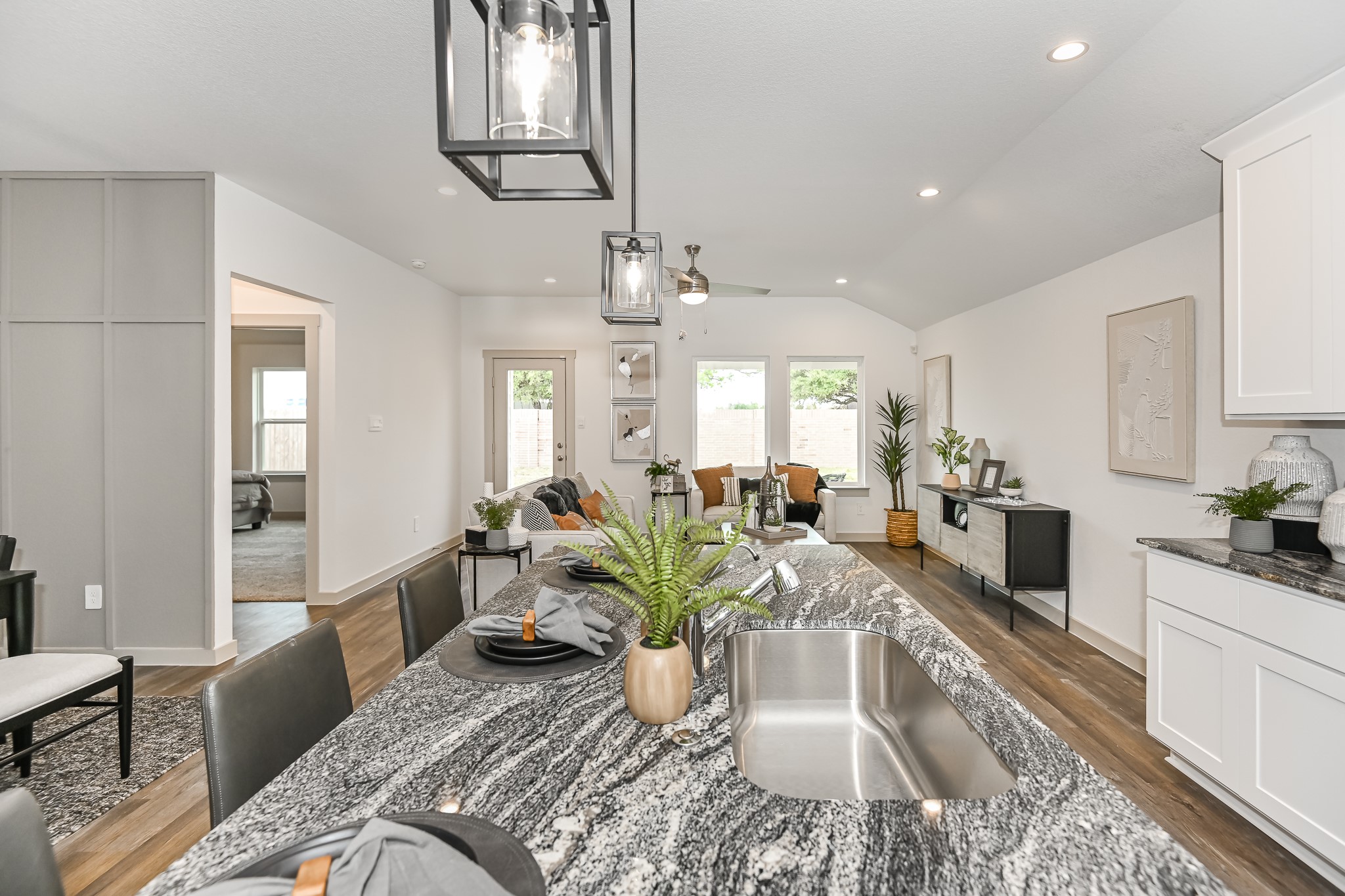 1050 Great Barracuda , Alvin, TX, 77511 | 38698481 | Realty Texas LLC