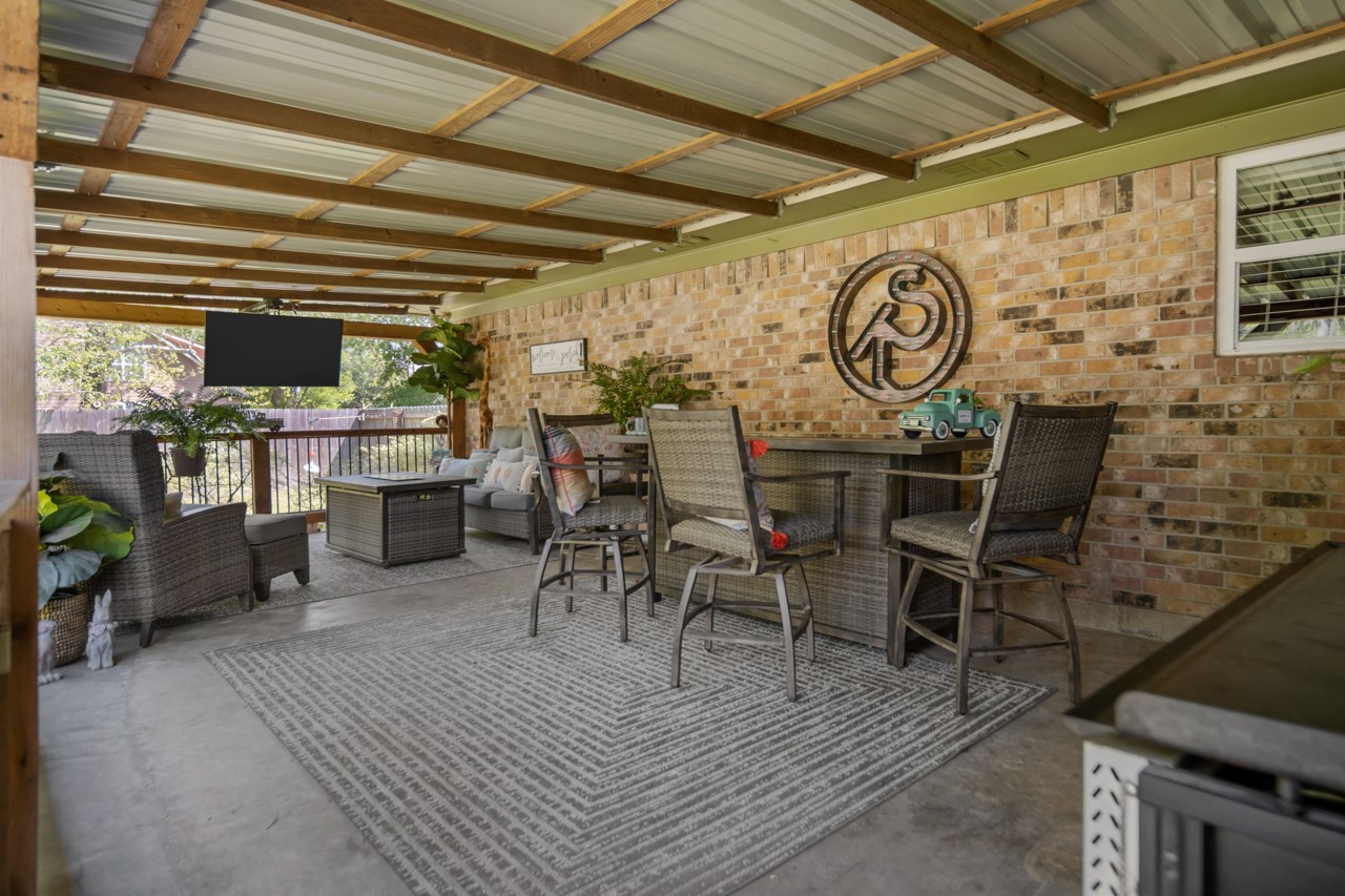 751 E Houston Street, Lovelady, TX, 75851 | 22439024 | Realty Texas LLC