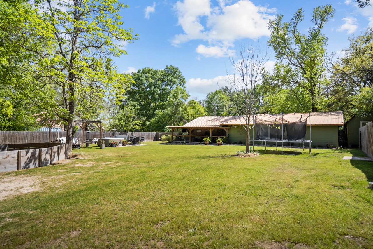 751 E Houston Street, Lovelady, TX, 75851 | 22439024 | Realty Texas LLC