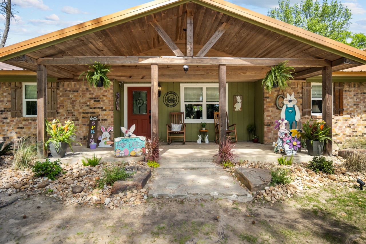 751 E Houston Street, Lovelady, TX, 75851 | 22439024 | Realty Texas LLC