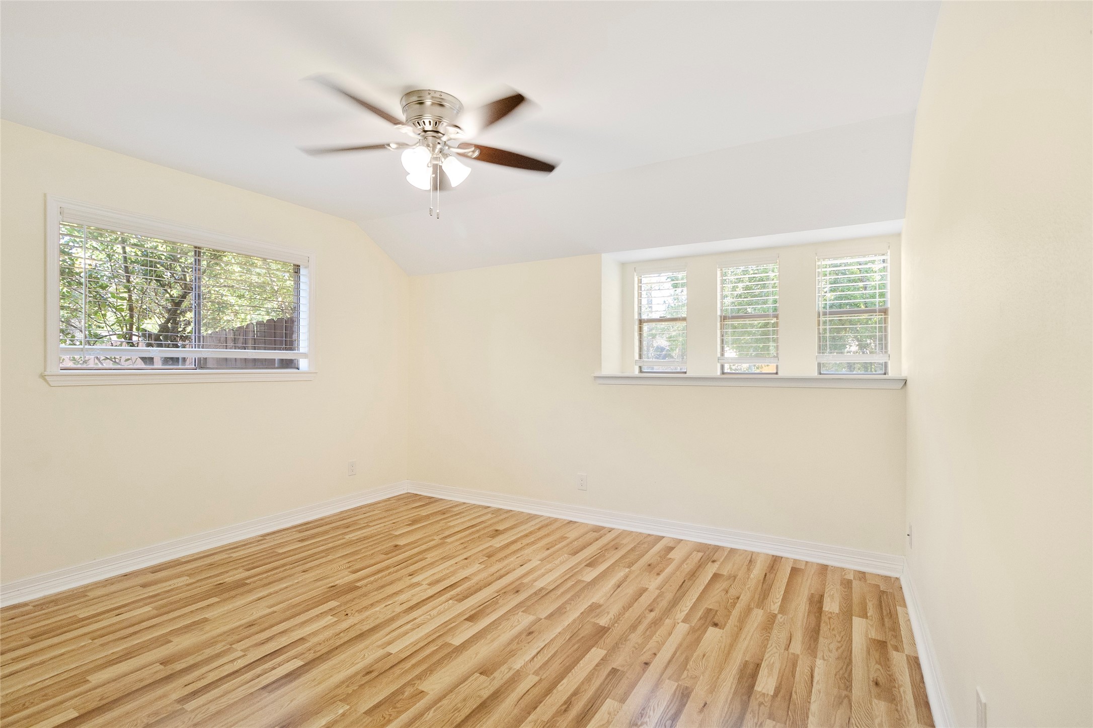 615 Turley Street , Spring, TX, 77373 | 81032710 | Realty Texas LLC