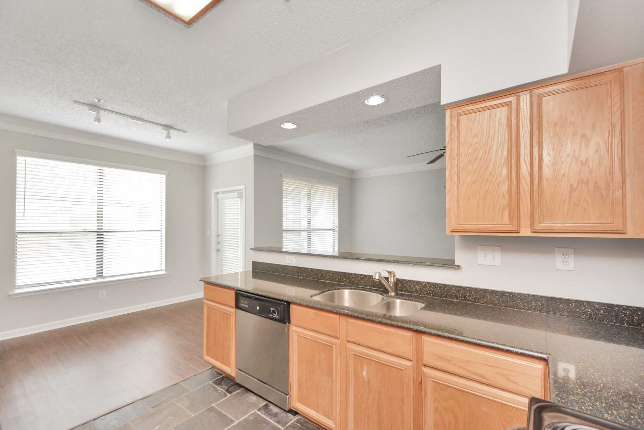 2300 McCue Road 444 , Houston, TX, 77056 | 12372839 | Realty Texas LLC