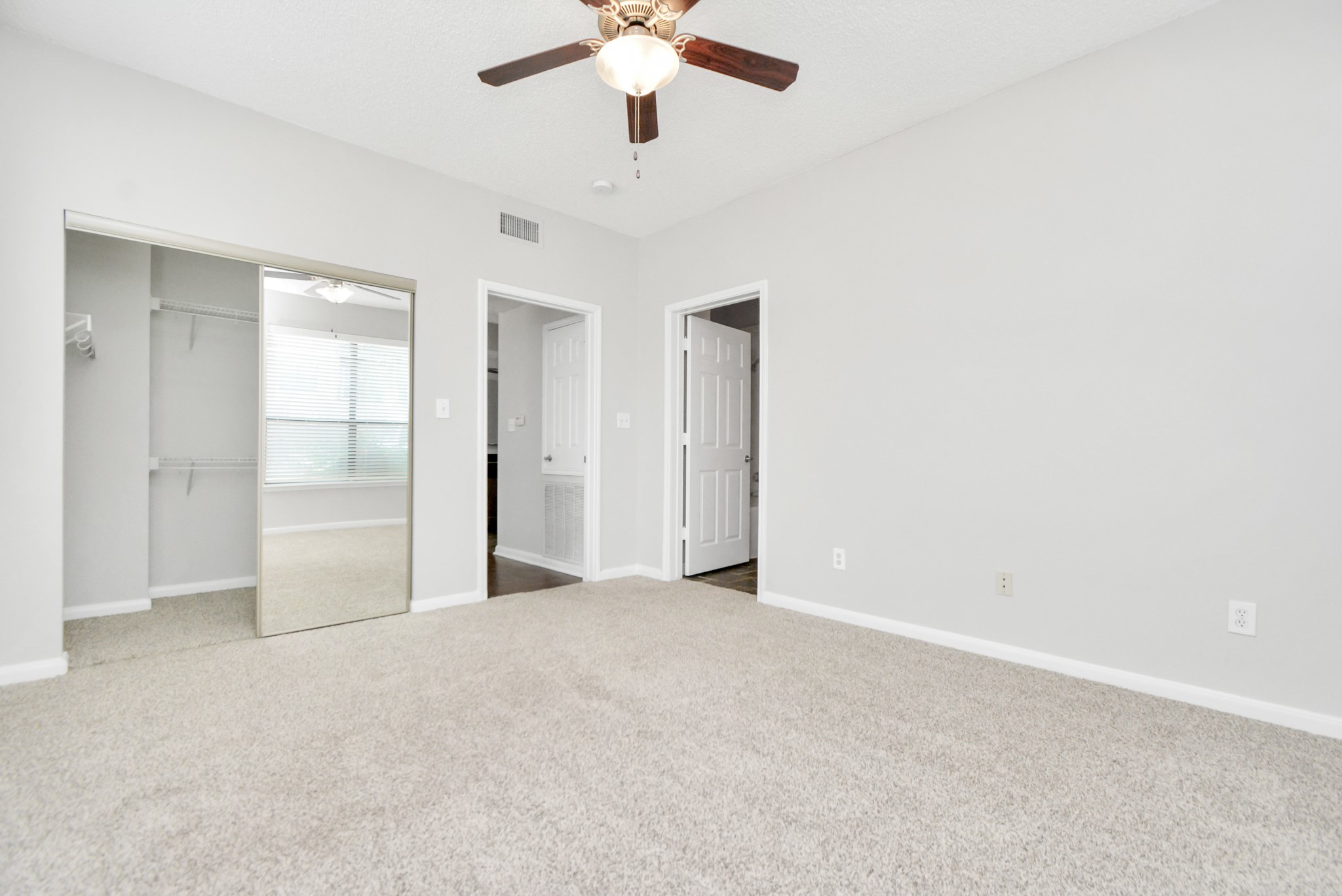 2300 McCue Road 444 , Houston, TX, 77056 | 12372839 | Realty Texas LLC