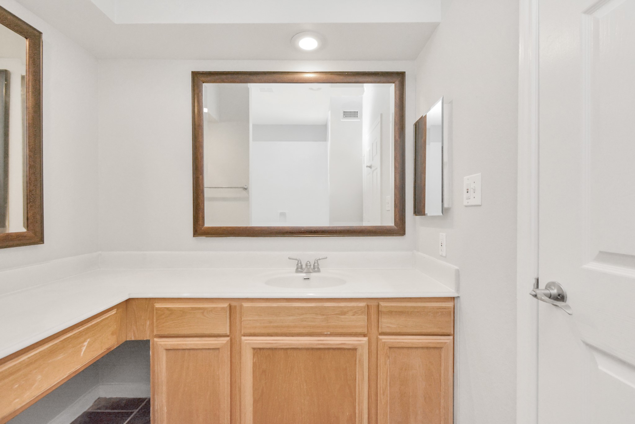 2300 McCue Road 444 , Houston, TX, 77056 | 12372839 | Realty Texas LLC