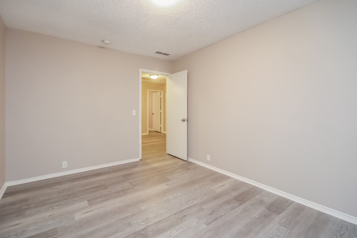 1520 Waters Edge Drive , Glenn Heights, TX, 75154 | 20537959 | Realty Texas LLC