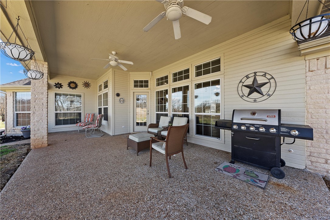 254 Bolton Circle , West, TX, 76691 | 220708 | Realty Texas LLC