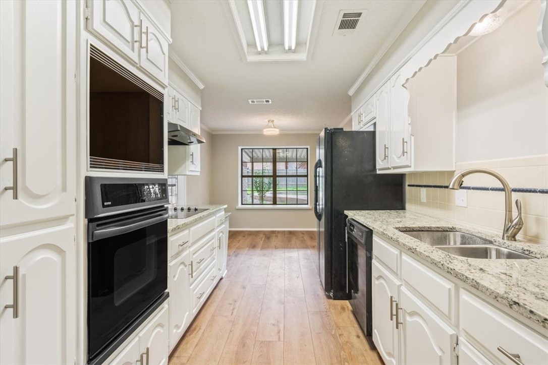 1009 Radisson Drive , Hewitt, TX, 76643 | 220744 | Realty Texas LLC