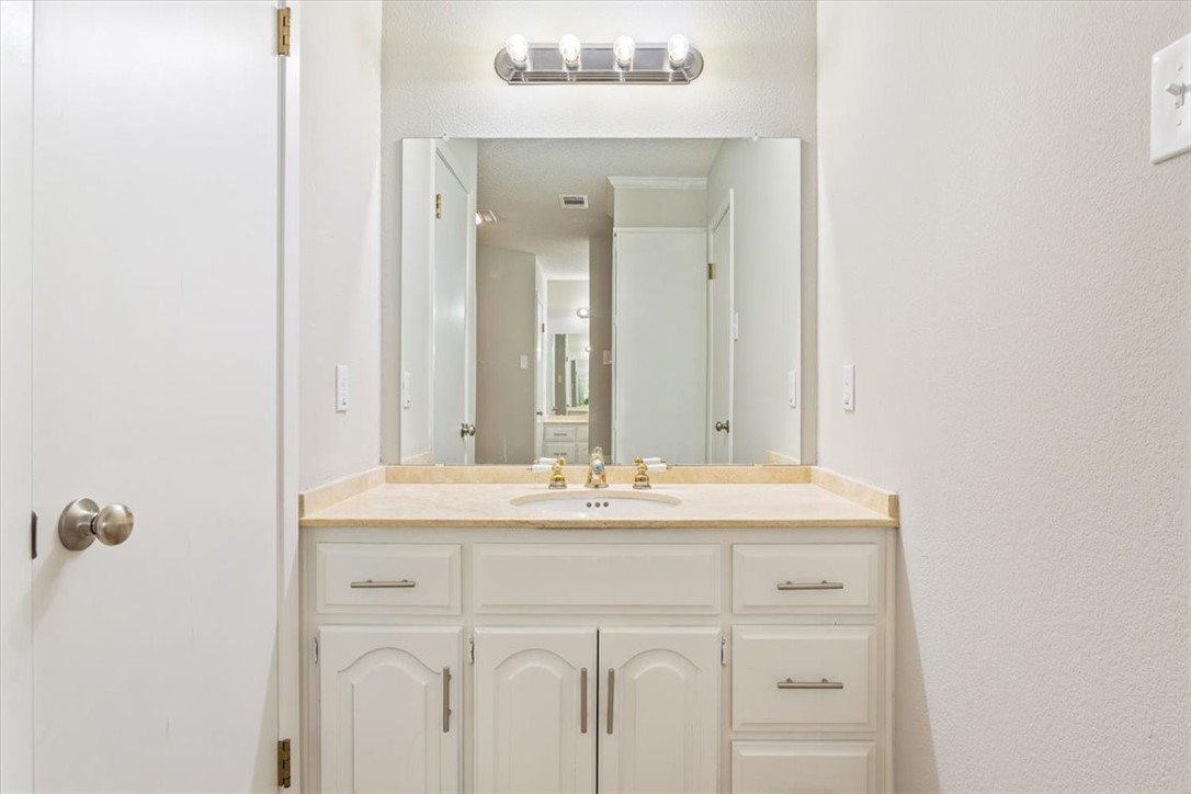 1009 Radisson Drive , Hewitt, TX, 76643 | 220744 | Realty Texas LLC