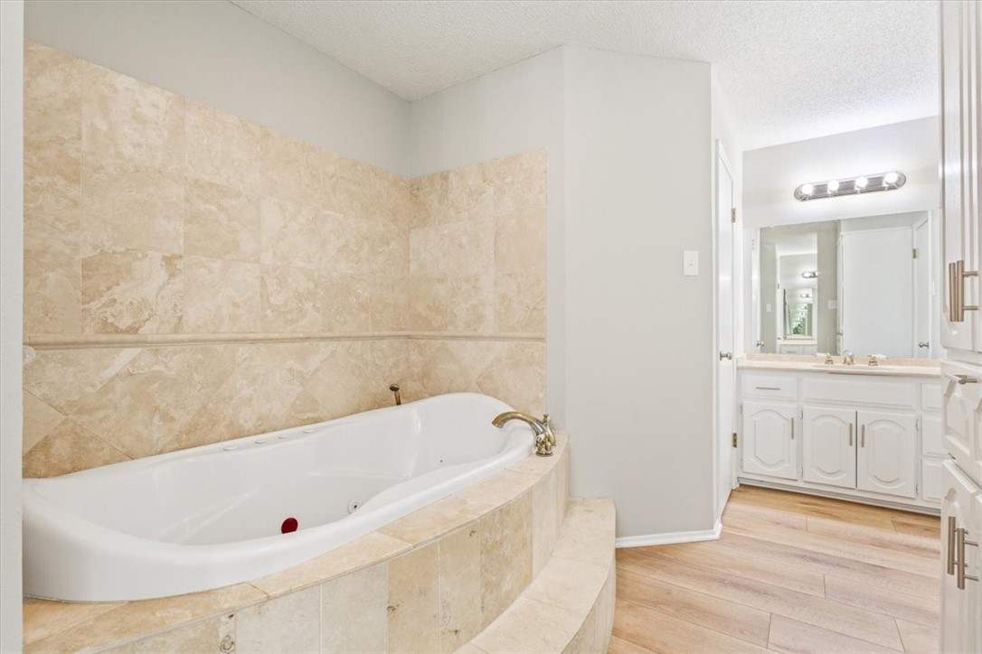 1009 Radisson Drive , Hewitt, TX, 76643 | 220744 | Realty Texas LLC