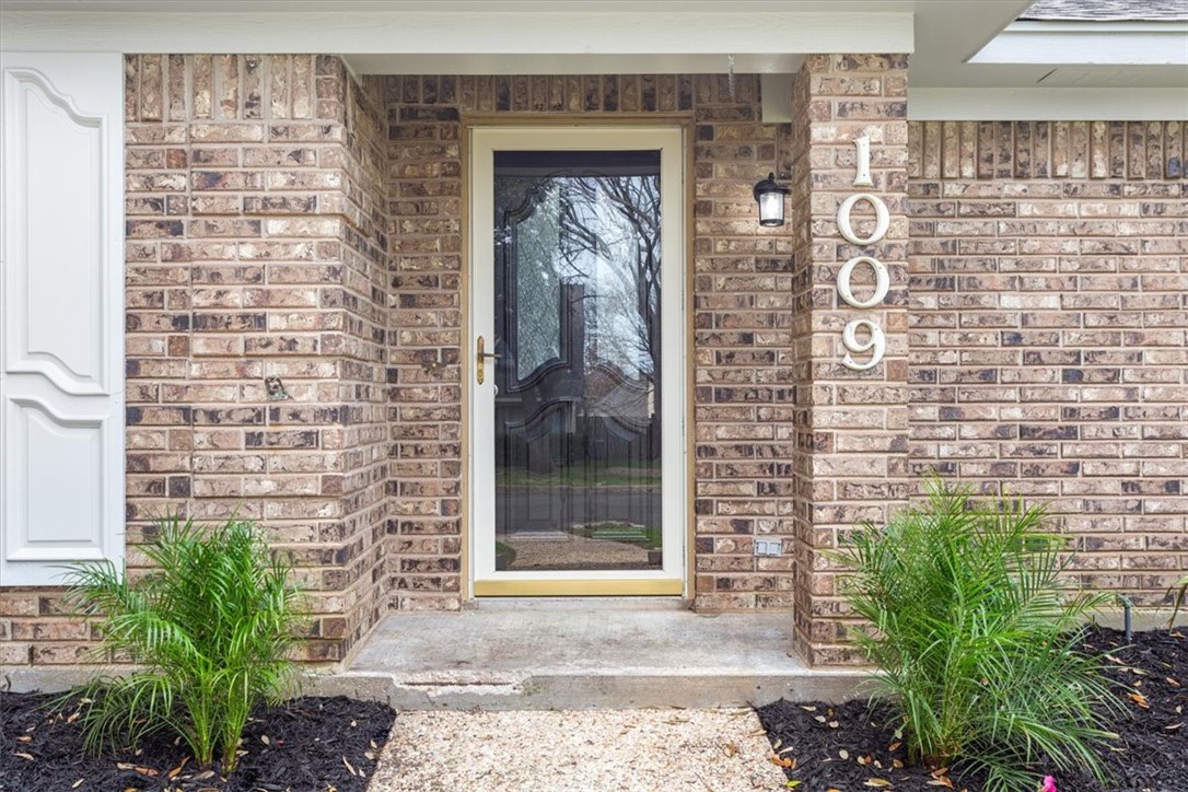 1009 Radisson Drive , Hewitt, TX, 76643 | 220744 | Realty Texas LLC