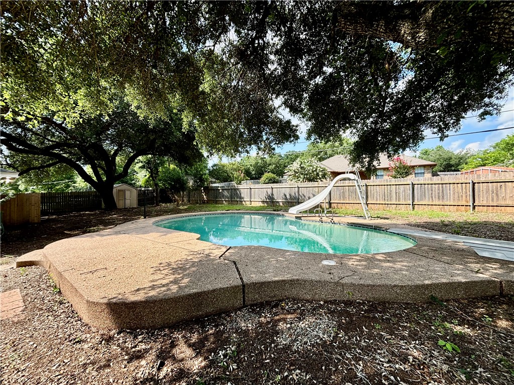 1009 Radisson Drive , Hewitt, TX, 76643 | 220744 | Realty Texas LLC