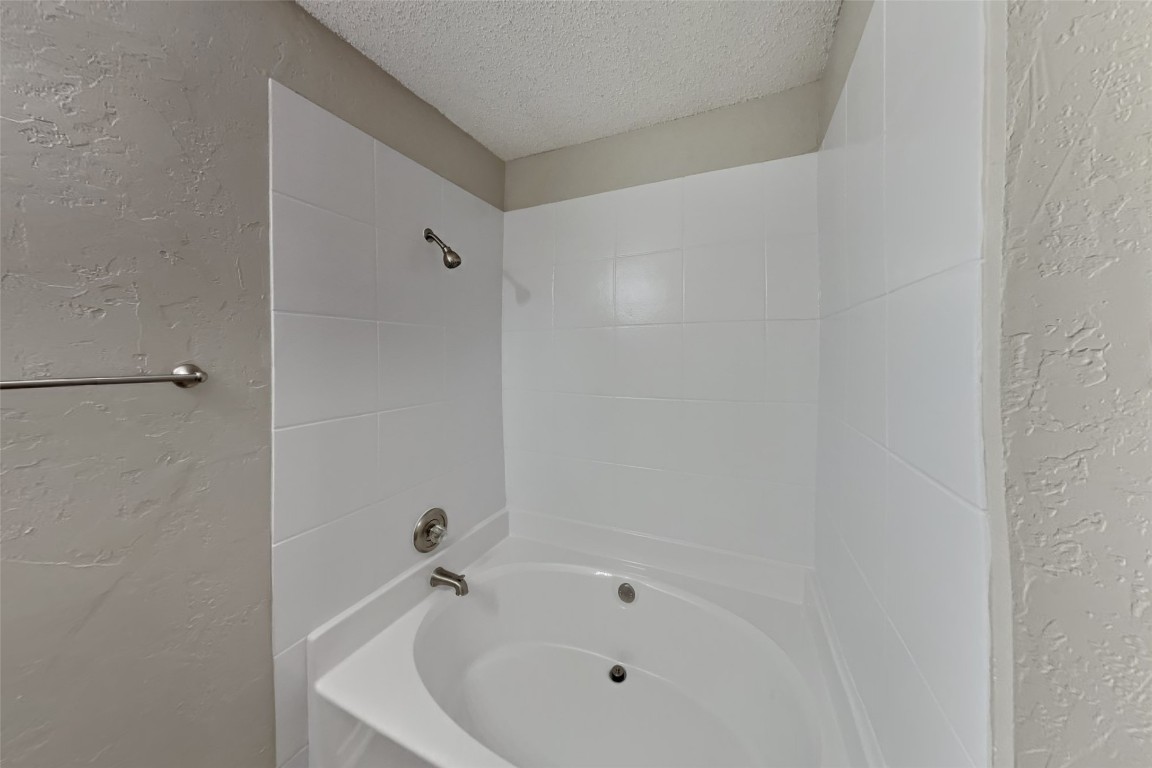 8817 Tyne Trail , Fort Worth, TX, 76118 | 20538640 | Realty Texas LLC