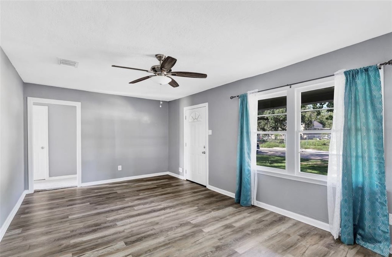 500 Texas Street , Liberty, TX, 77575 | 13732325 | Realty Texas LLC