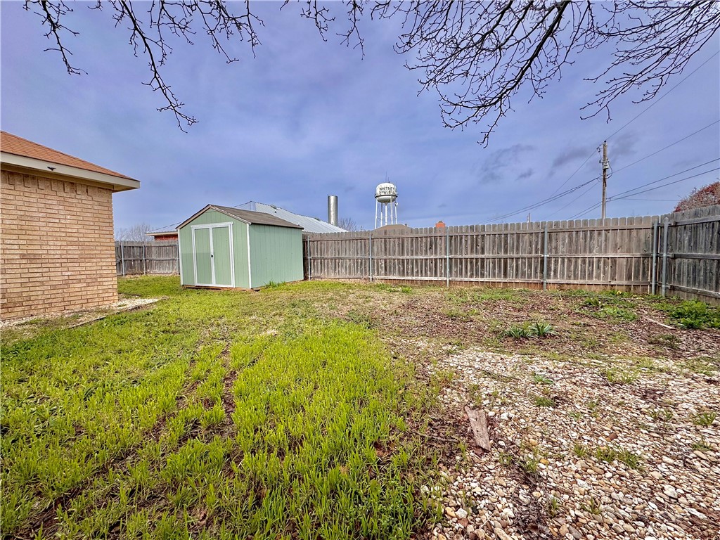 51 Circle Drive , Whitney, TX, 76692 | 220709 | Realty Texas LLC