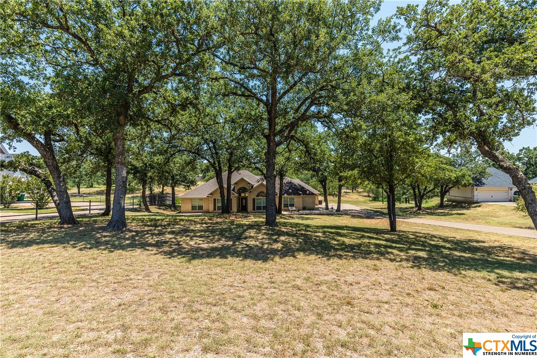 254 Bolton Circle, West, TX, 76691 | 534101 | Realty Texas LLC