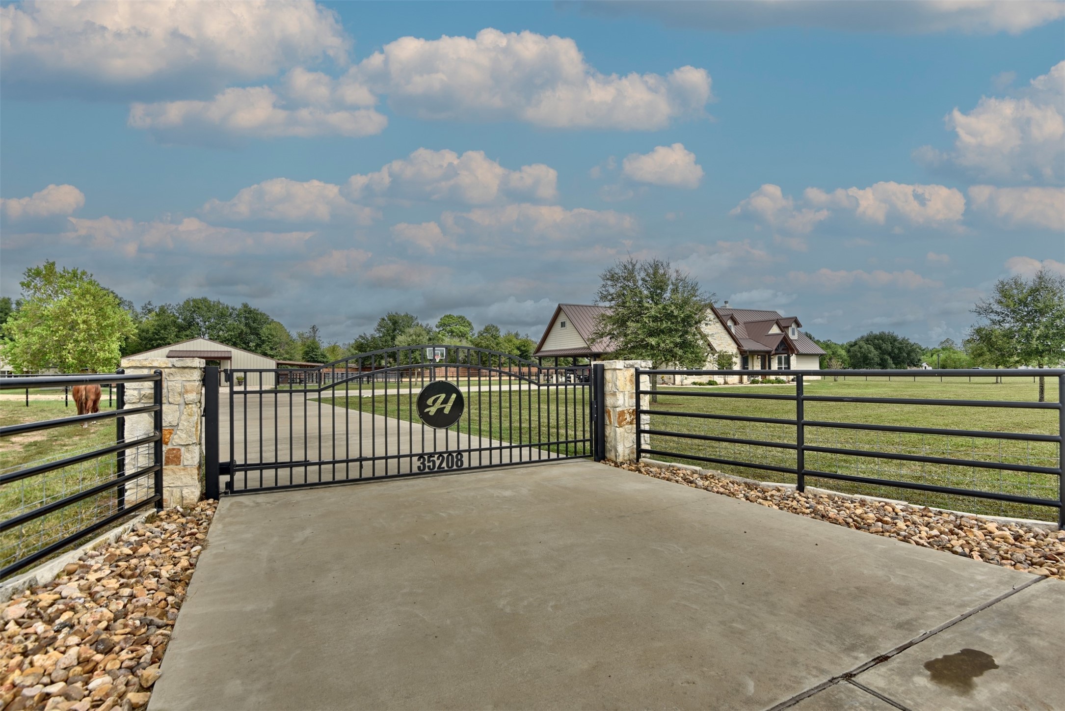 35208 Pine Ridge Road , Waller, TX, 77484 | 51839546 | Realty Texas LLC