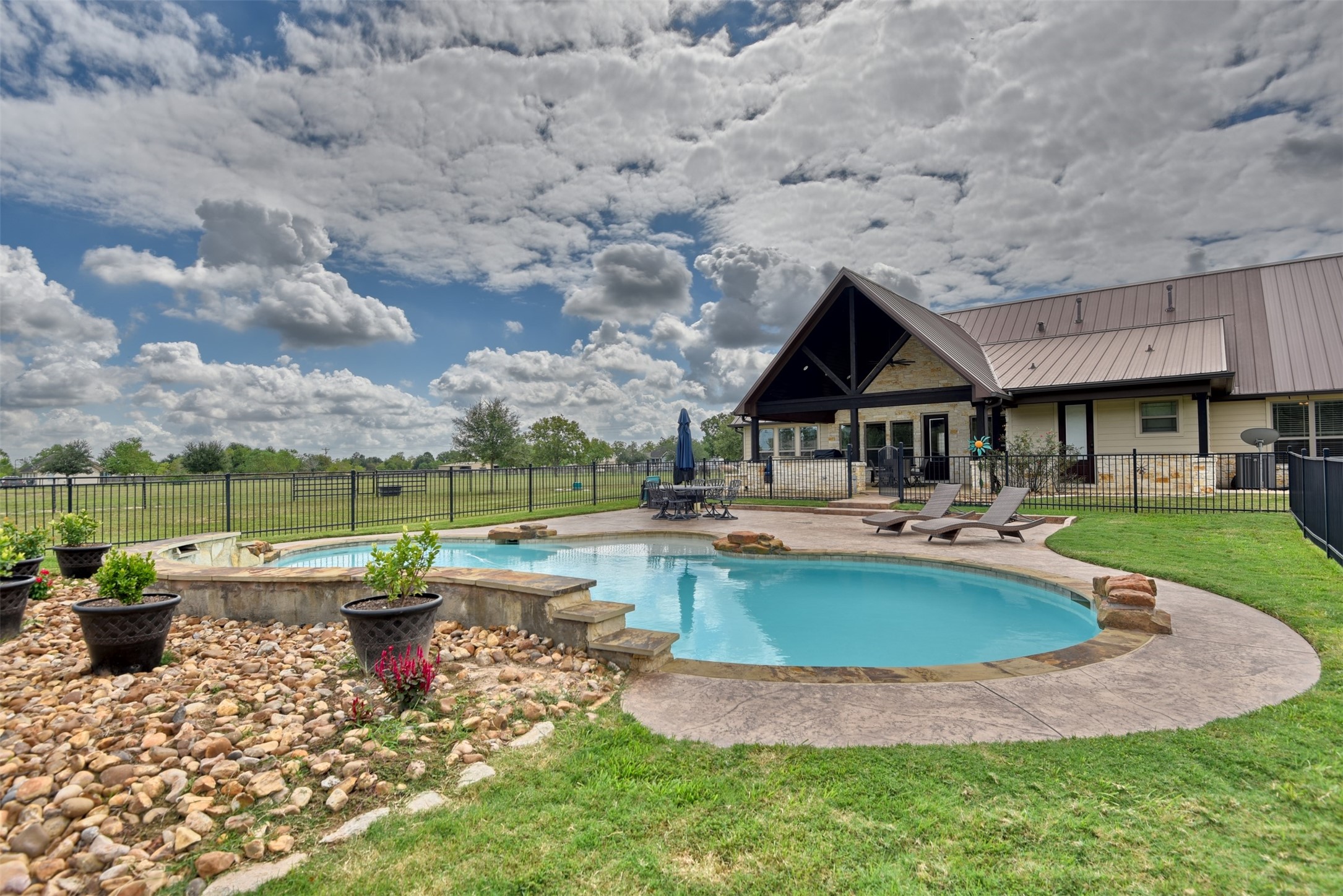 35208 Pine Ridge Road , Waller, TX, 77484 | 51839546 | Realty Texas LLC