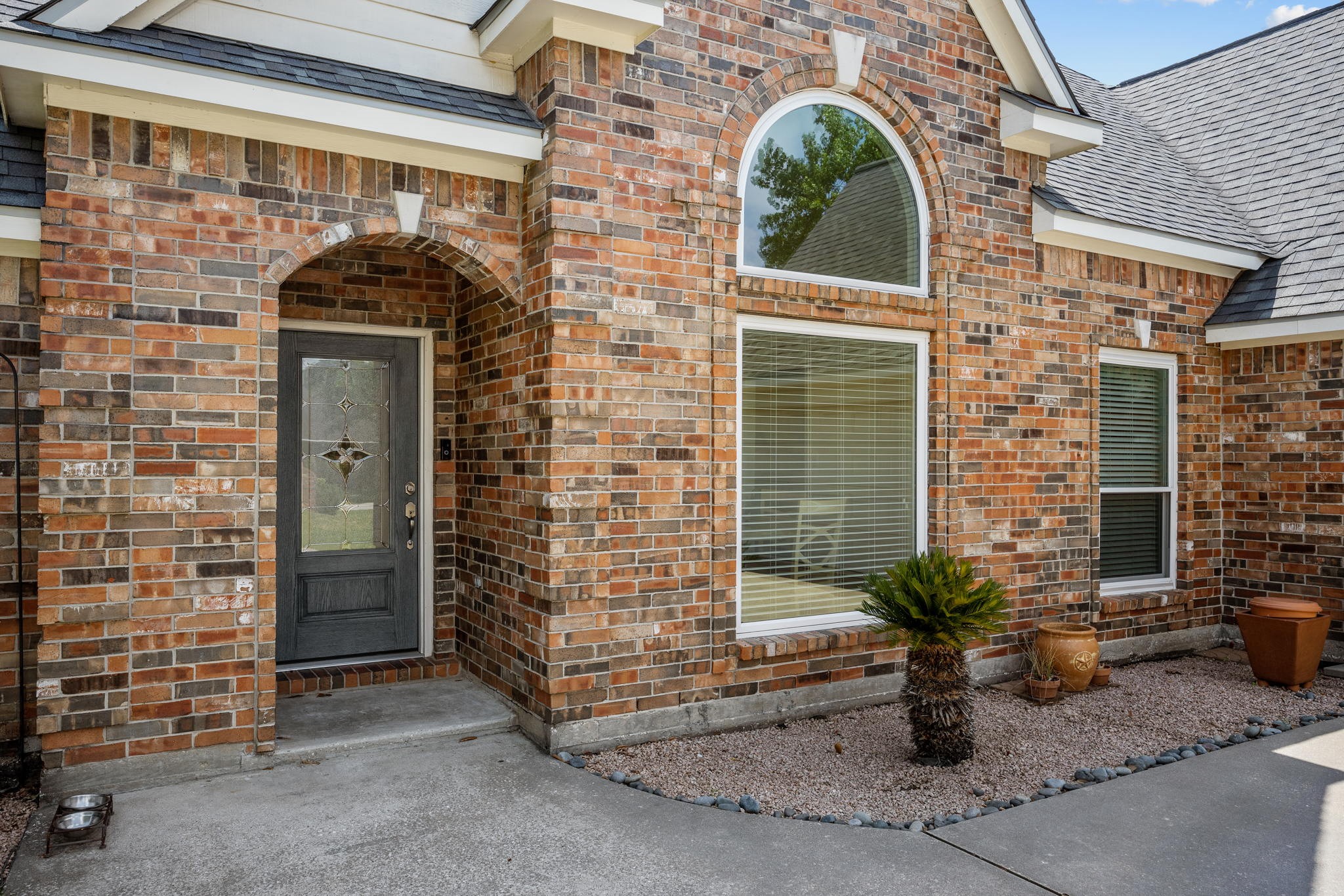 12318 E River Run Drive , Mont Belvieu, TX, 77523 | 45191761 | Realty Texas LLC