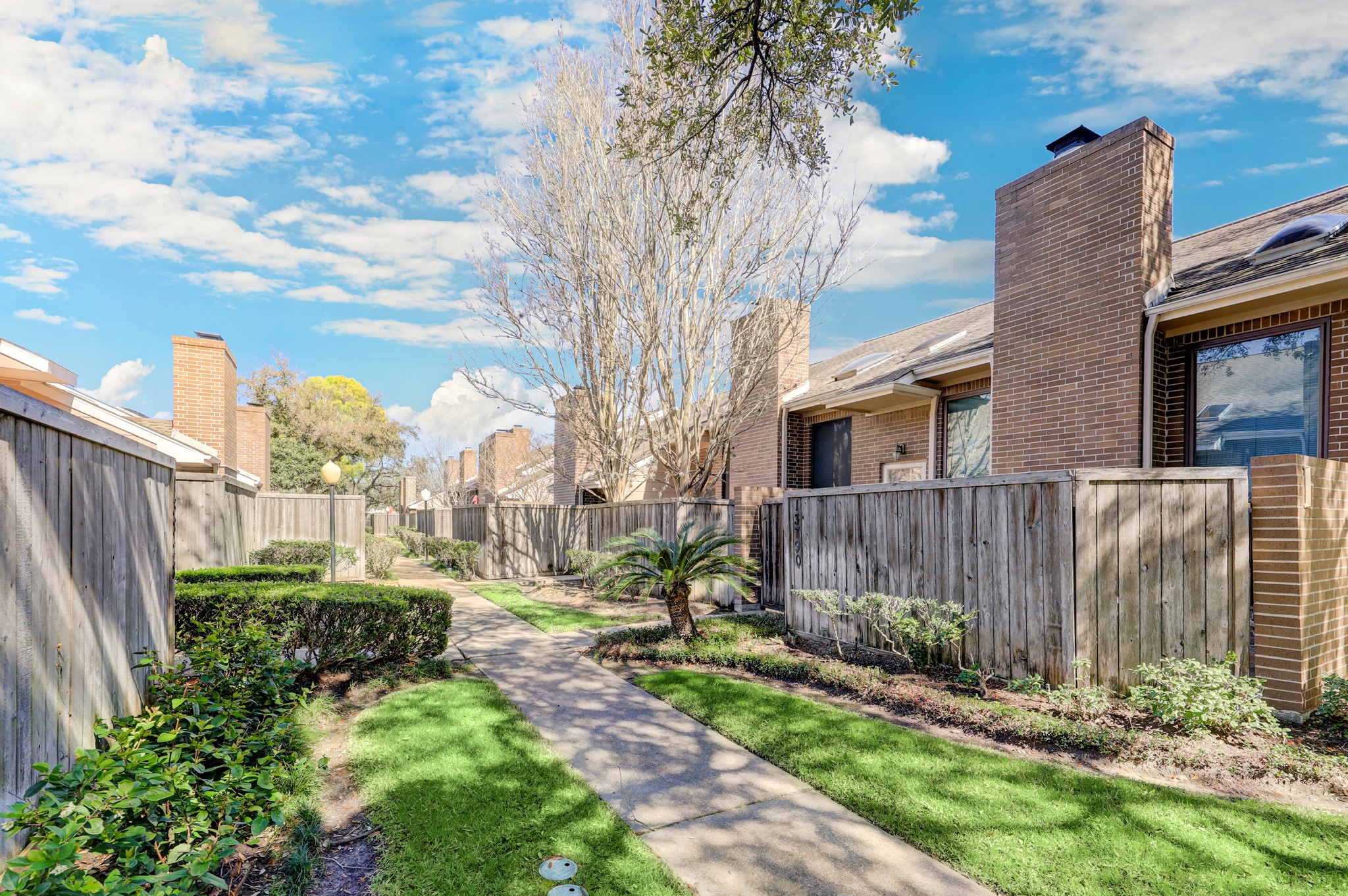 13804 HOLLOWGREEN Drive 33/308 , Houston, TX, 77082 | 49771237 | Realty Texas LLC