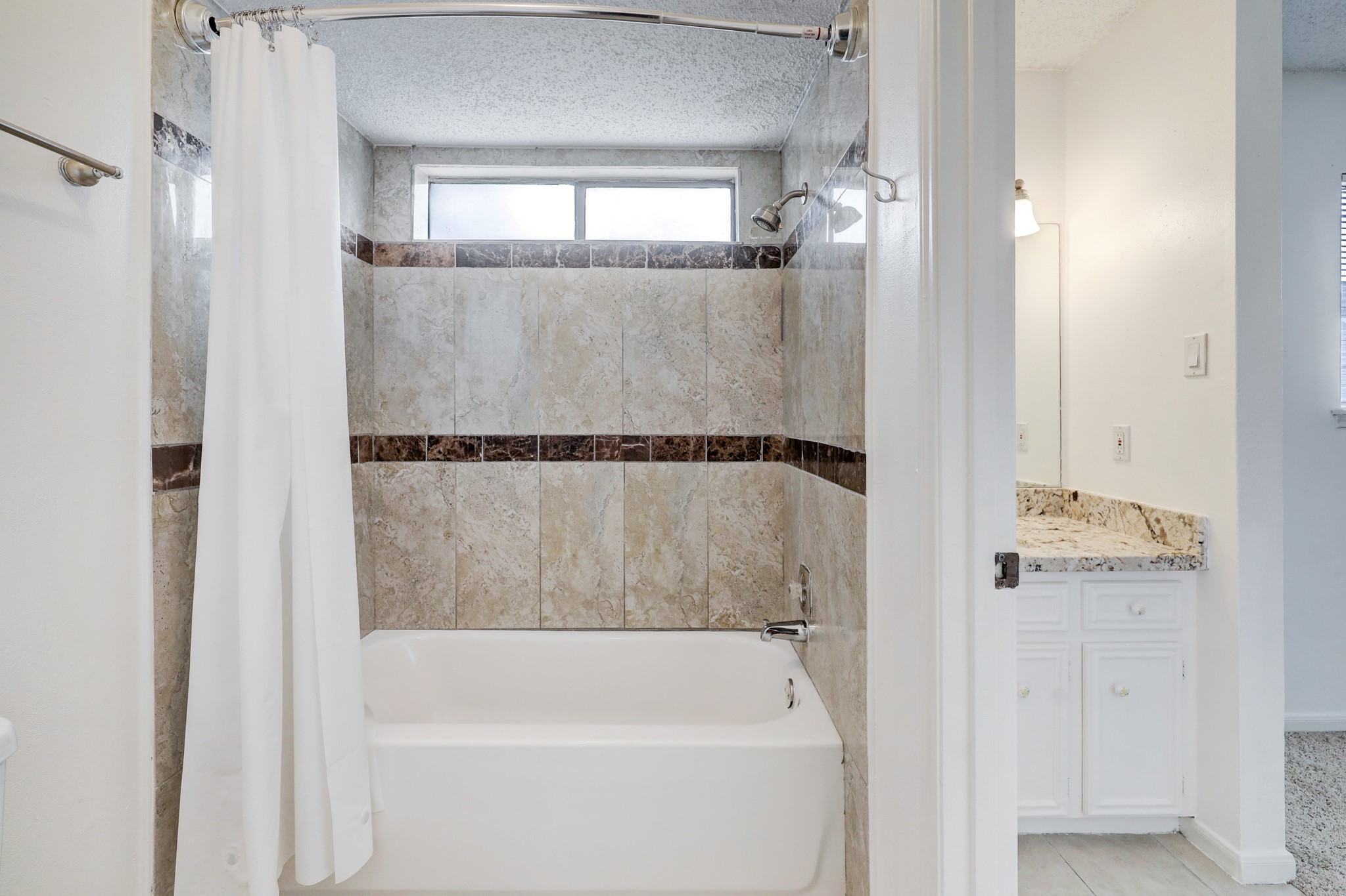 13804 HOLLOWGREEN Drive 33/308 , Houston, TX, 77082 | 49771237 | Realty Texas LLC