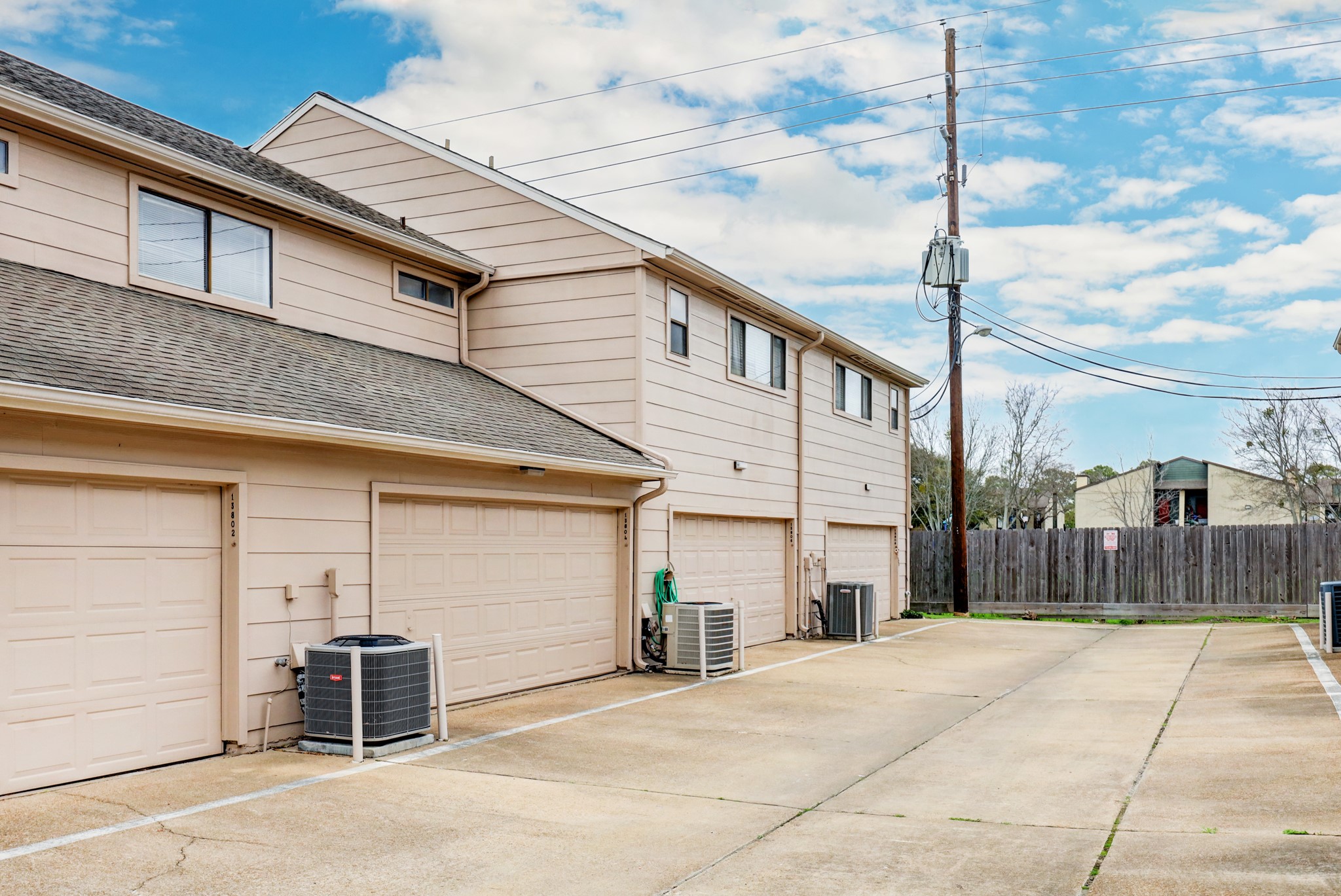13804 HOLLOWGREEN Drive 33/308 , Houston, TX, 77082 | 49771237 | Realty Texas LLC