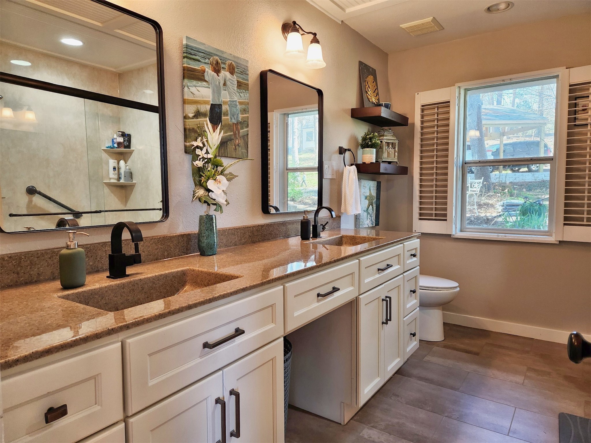 610 Private Road 5514 , Palestine, TX, 75801 | 6555800 | Realty Texas LLC