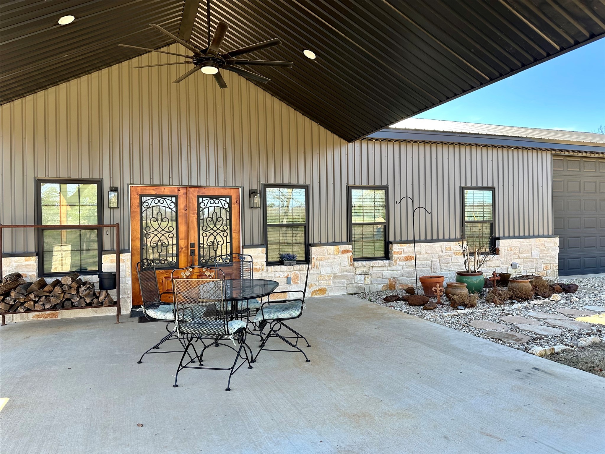 8232 E County Road 212 , Buffalo, TX, 75831 | 8016372 | Realty Texas LLC