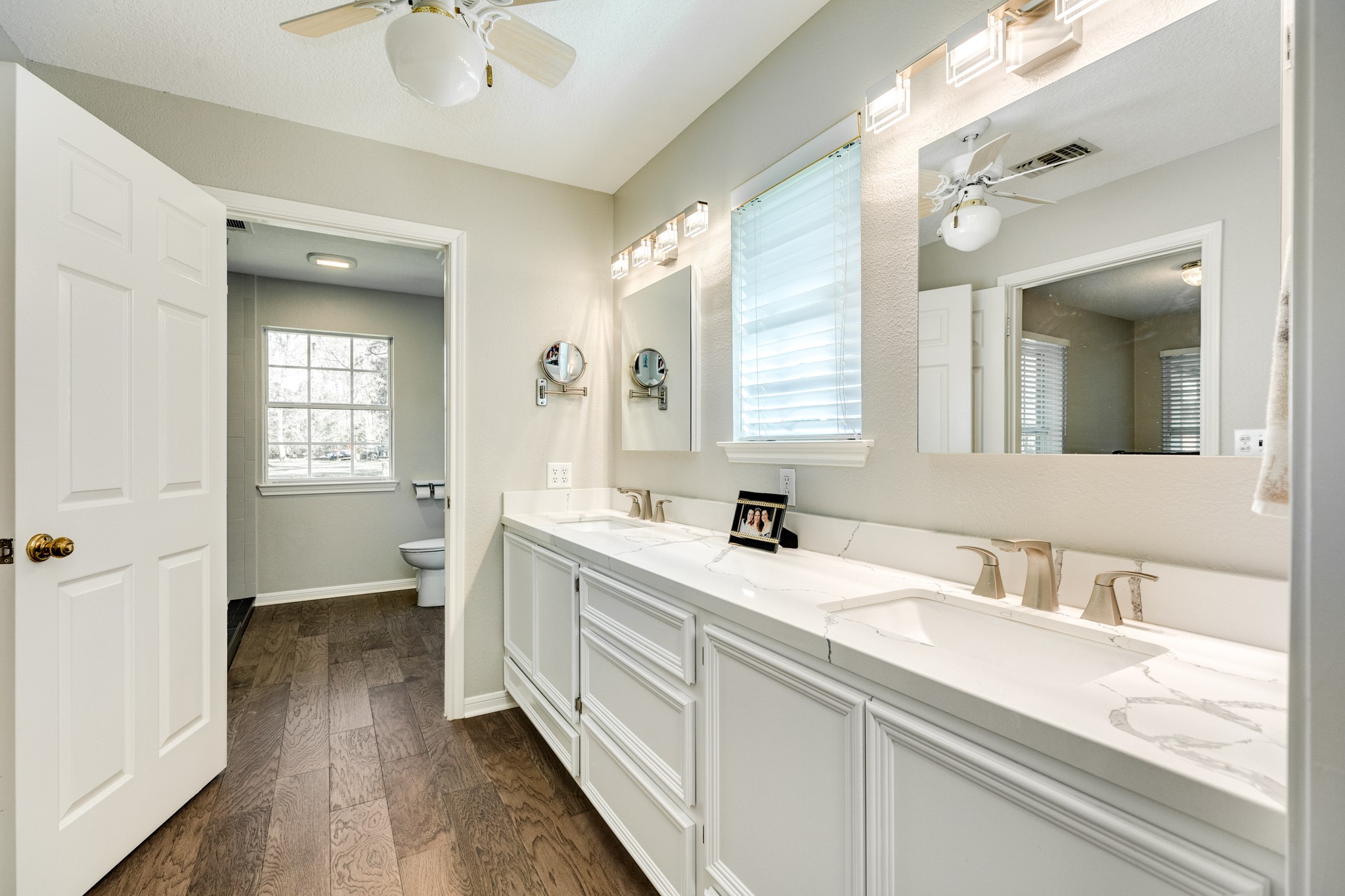 126 Sleepy Hollow Drive , Lake Jackson, TX, 77566 | 67355223 | Realty Texas LLC