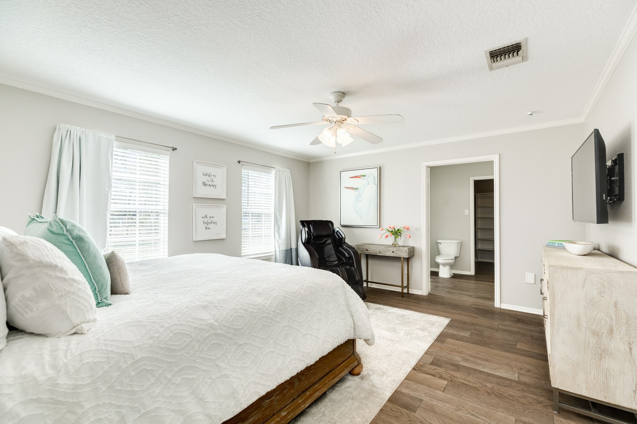 126 Sleepy Hollow Drive , Lake Jackson, TX, 77566 | 67355223 | Realty Texas LLC