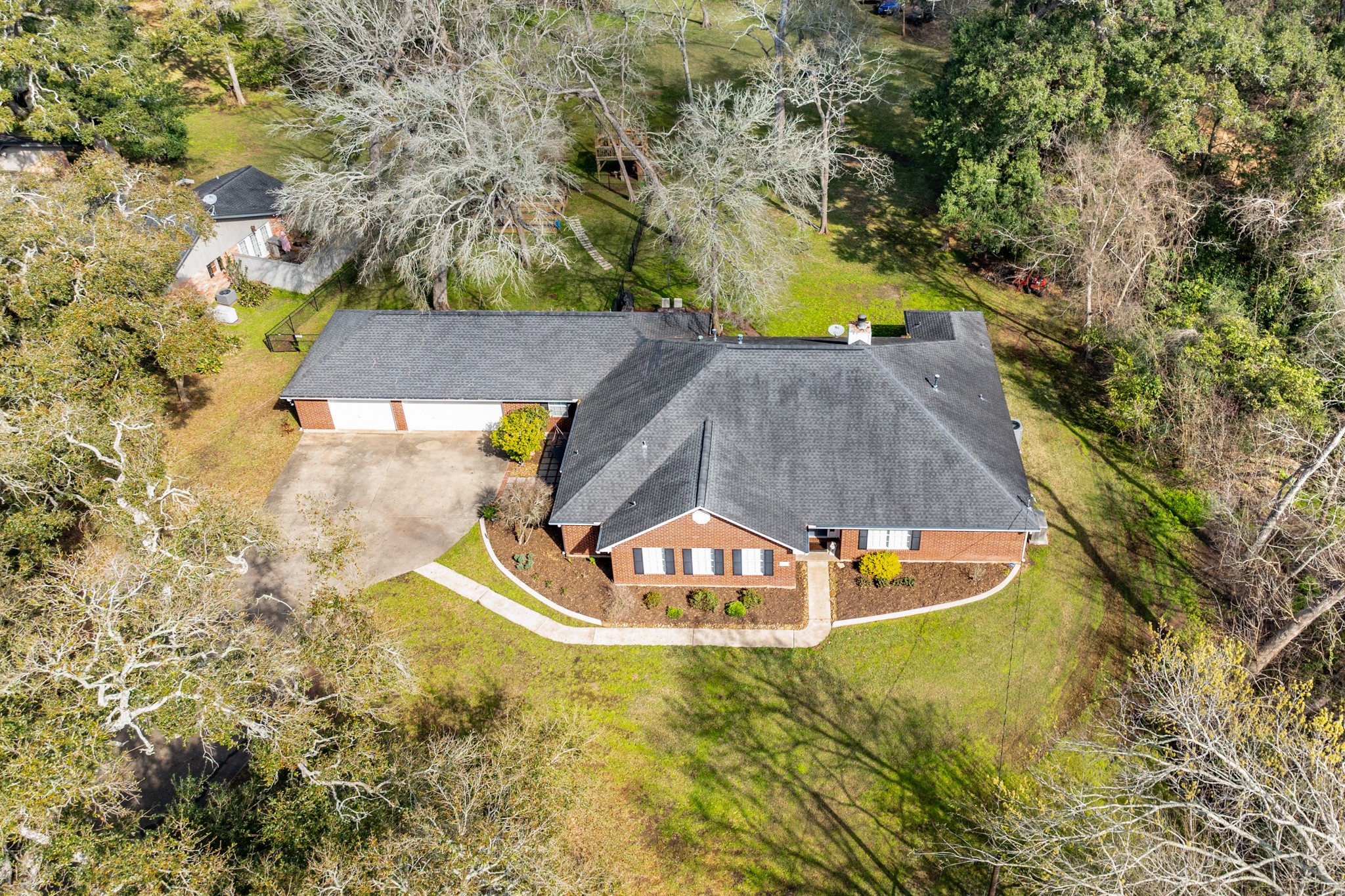 126 Sleepy Hollow Drive , Lake Jackson, TX, 77566 | 67355223 | Realty Texas LLC