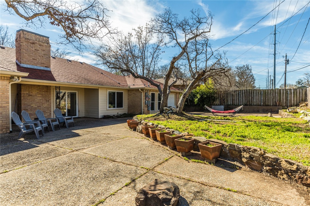 1132 Redondo Drive , Woodway, TX, 76712 | 220840 | Realty Texas LLC