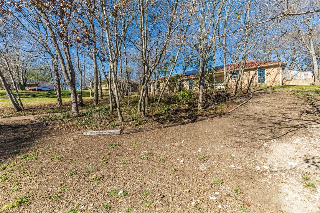 1132 Redondo Drive , Woodway, TX, 76712 | 220840 | Realty Texas LLC