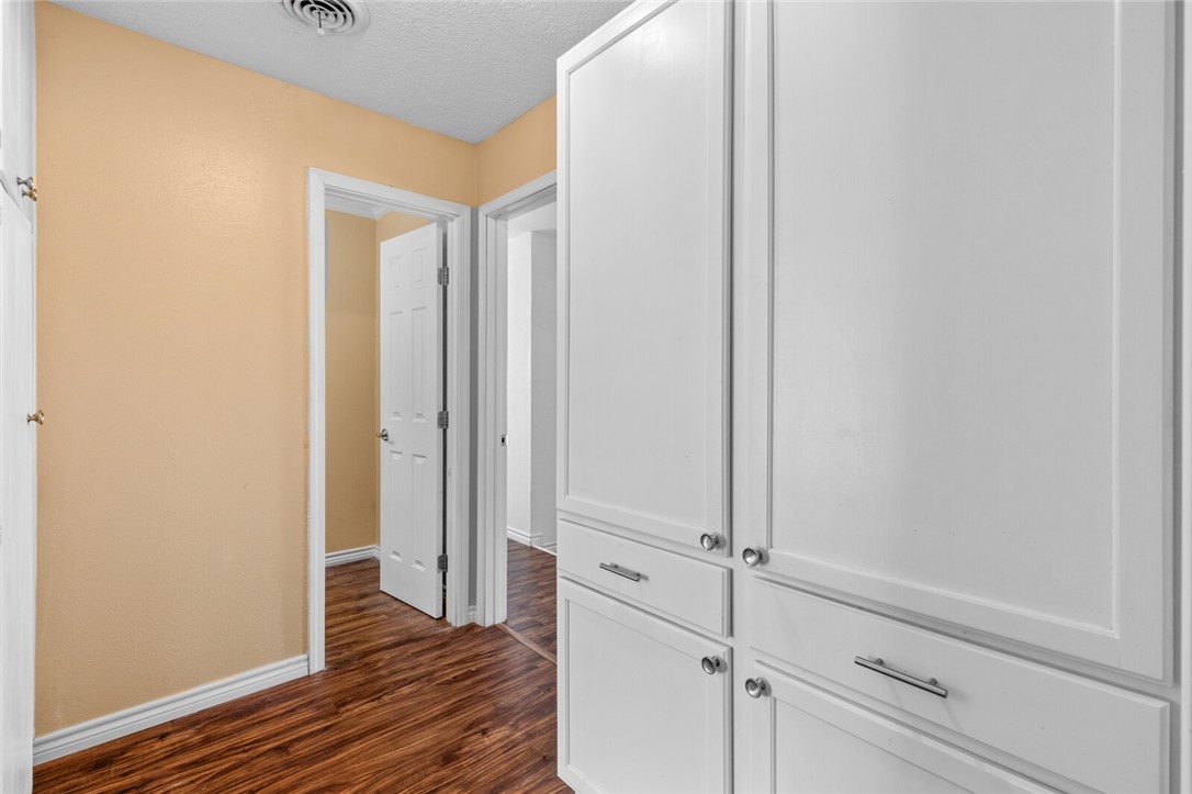 1132 Redondo Drive , Woodway, TX, 76712 | 220840 | Realty Texas LLC