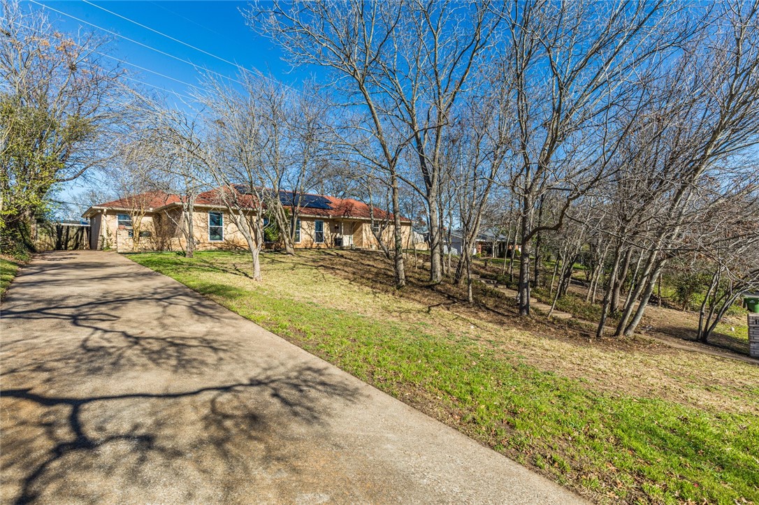 1132 Redondo Drive , Woodway, TX, 76712 | 220840 | Realty Texas LLC