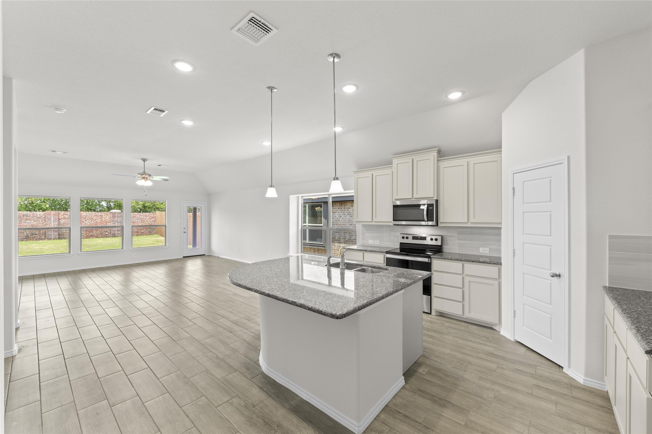 10312 Dittany Lane , Fort Worth, TX, 76036 | 20542385 | Realty Texas LLC