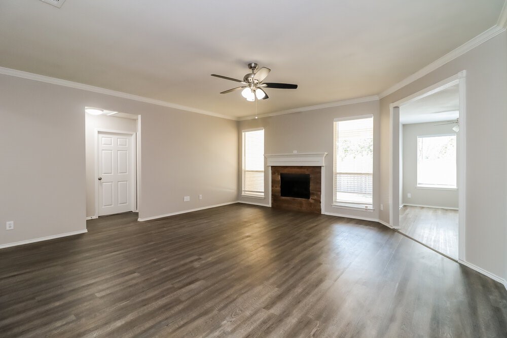 567 Tanglewood Drive , Burleson, TX, 76028 | 20542412 | Realty Texas LLC