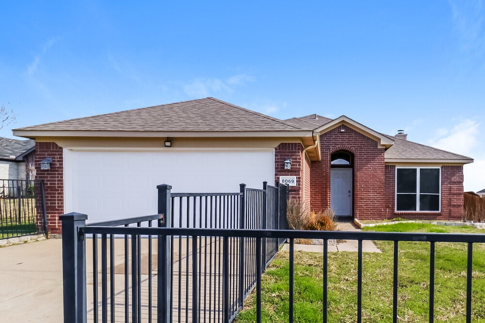 8069 Whitney Lane , Fort Worth, TX, 76120 | 20542459 | Realty Texas LLC