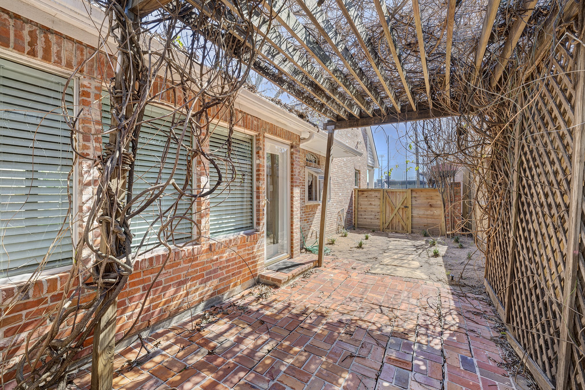 4602 Dickson Street , Houston, TX, 77007 | 35112021 | Realty Texas LLC