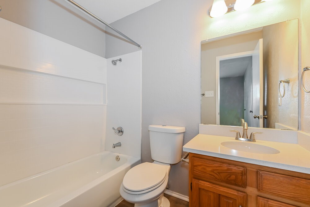 1301 Southridge Drive , Lancaster, TX, 75146 | 20543647 | Realty Texas LLC