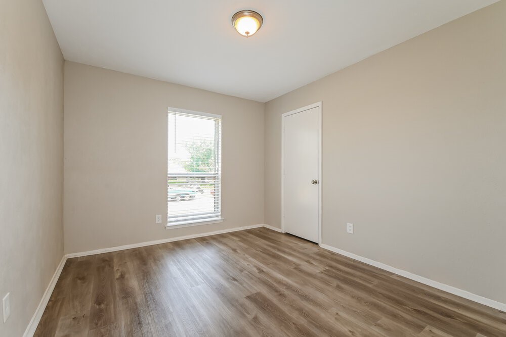1301 Southridge Drive , Lancaster, TX, 75146 | 20543647 | Realty Texas LLC