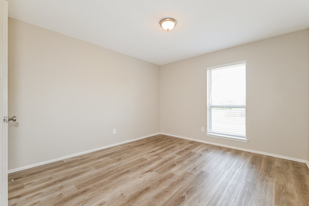 1301 Southridge Drive , Lancaster, TX, 75146 | 20543647 | Realty Texas LLC