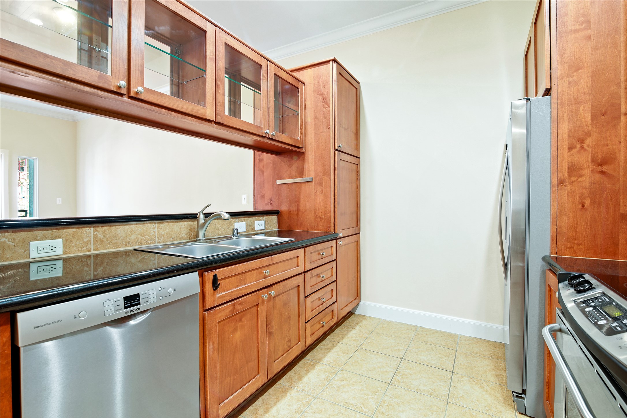 1010 Rosine Street 32 , Houston, TX, 77019 | 93925070 | Realty Texas LLC