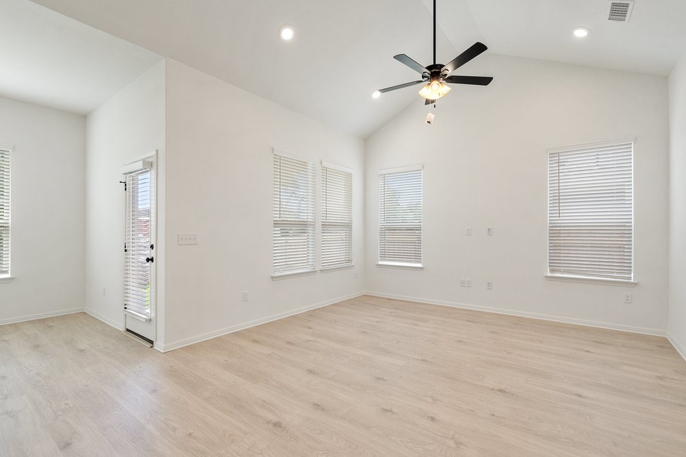 6405 Blakely Bend , Austin, TX, 78723 | 2690142 | Realty Texas LLC